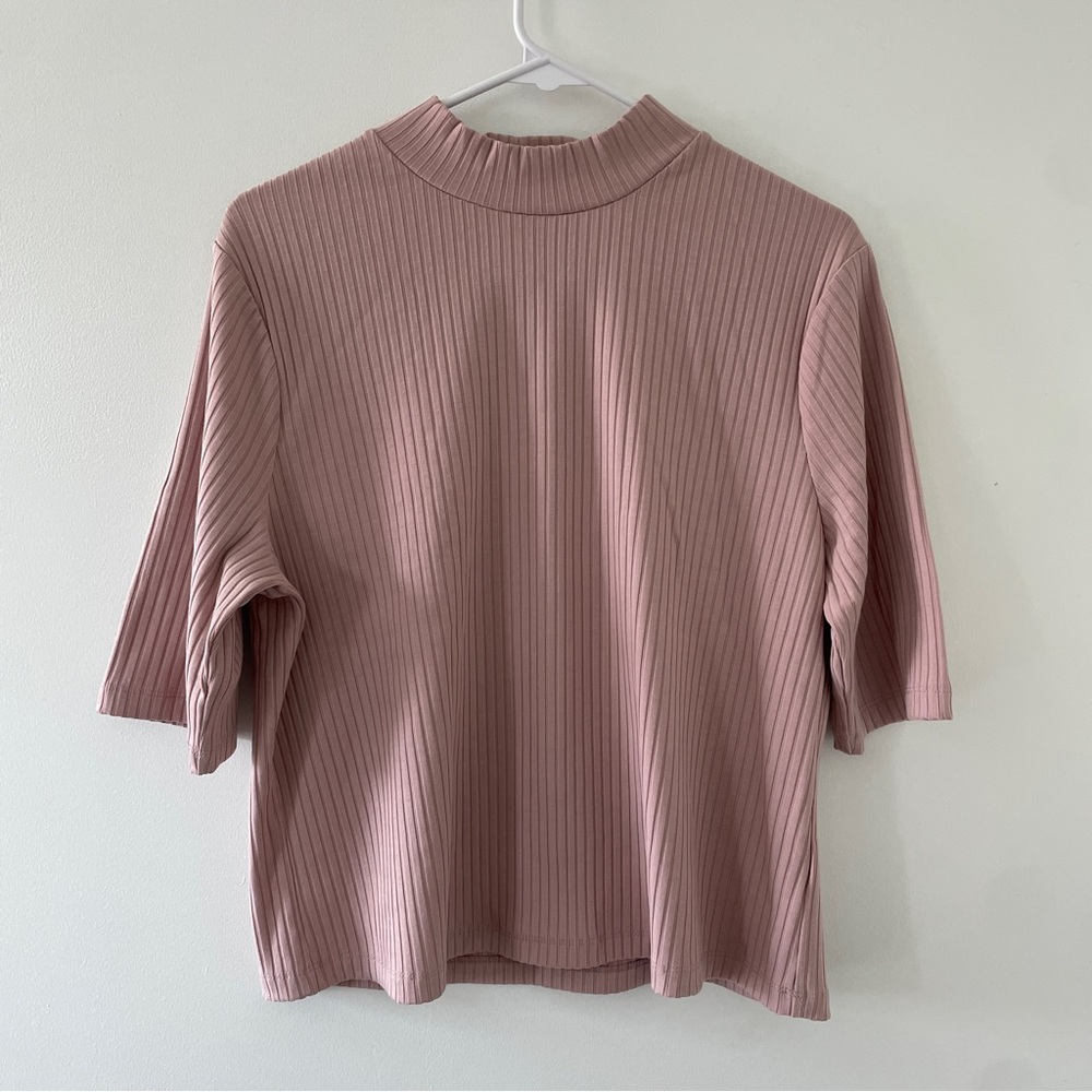 Express Ribbed Mock Neck Short Sleeve Top - Mauve Pink